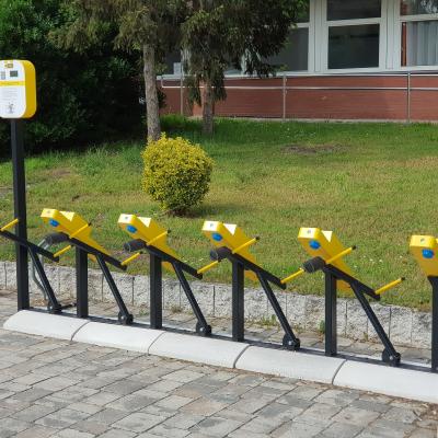 5 Dock Station 4 3